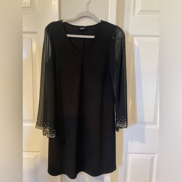 MSK Midi Dress Size M  V Neck Bell Sleeve Pearl Embellished  Drapey Relaxed - Picture 6 of 6